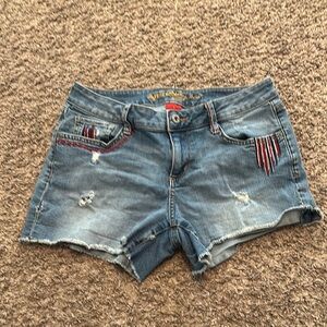 WOMEN'S ARIZONA DED INDIAN BEADED MEDIUM DENIM SHORTIE SHORTS -‎ SIZE 7 juniors